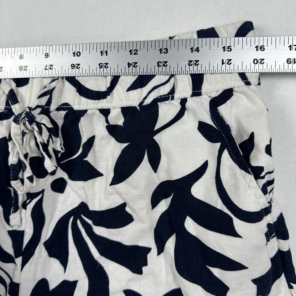 New Botanical Linen Blend Floral Shorts Sz M Tropical Time & Tru Coastal Navy - Picture 6 of 9